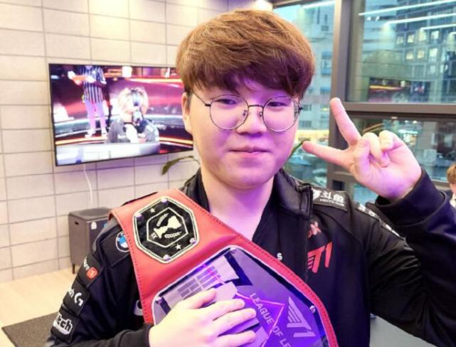 教练组的战 教练组的战