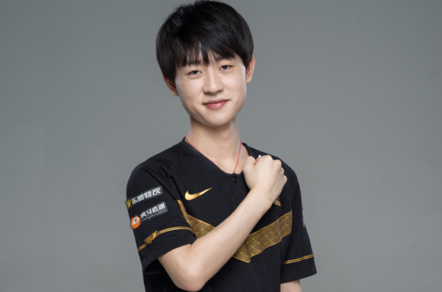 坞明星与其 坞明星与其