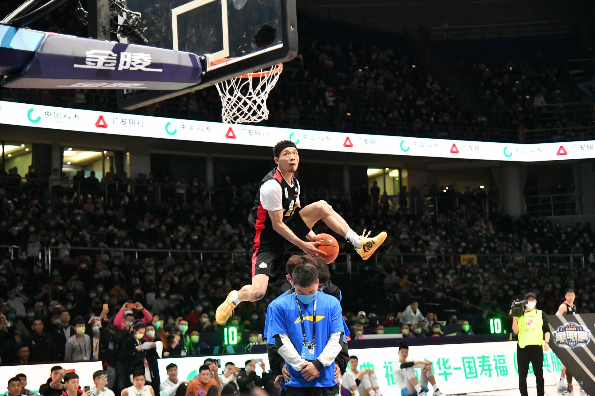 既有爆点 既有爆点